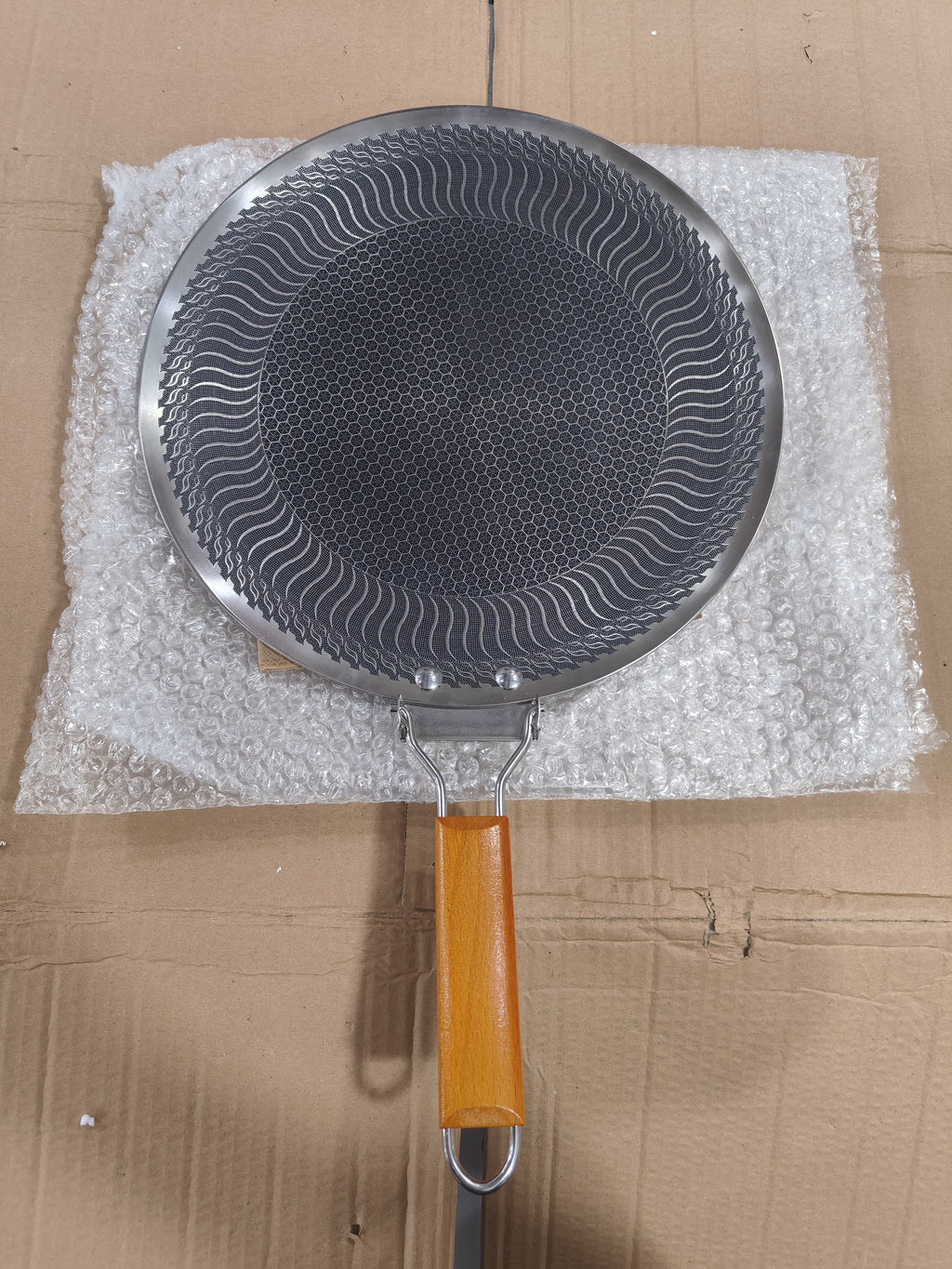 GERMAN lot honeycomb lesser coating tawa 36Cm Wooden handle