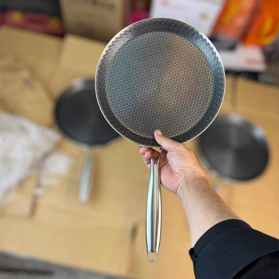 Germany lot honeycomb lesser shallow pizza pan & tawa