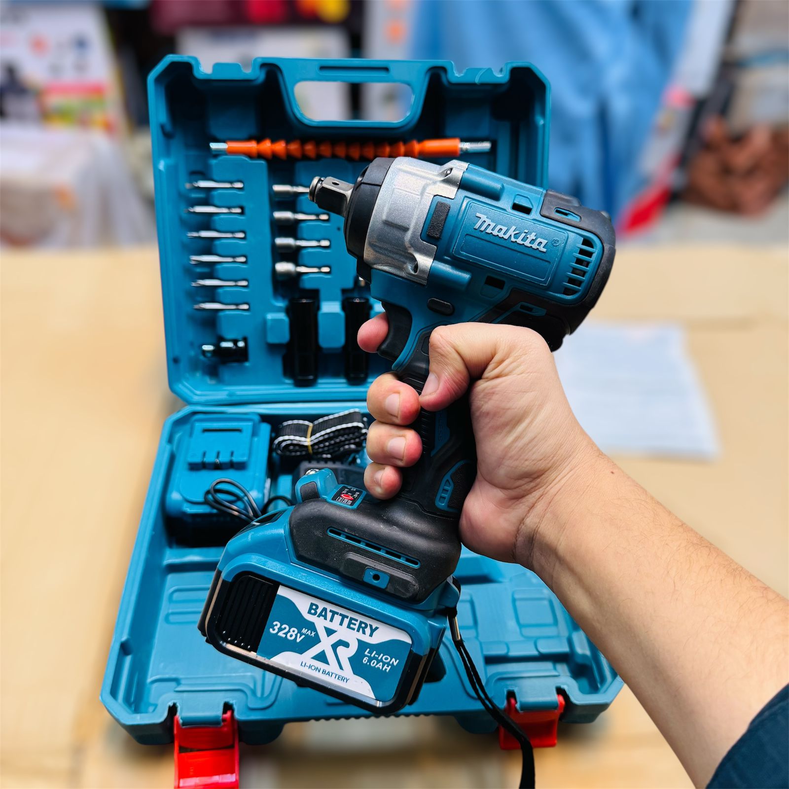 makita 4 in 1 impact wencher 330nm